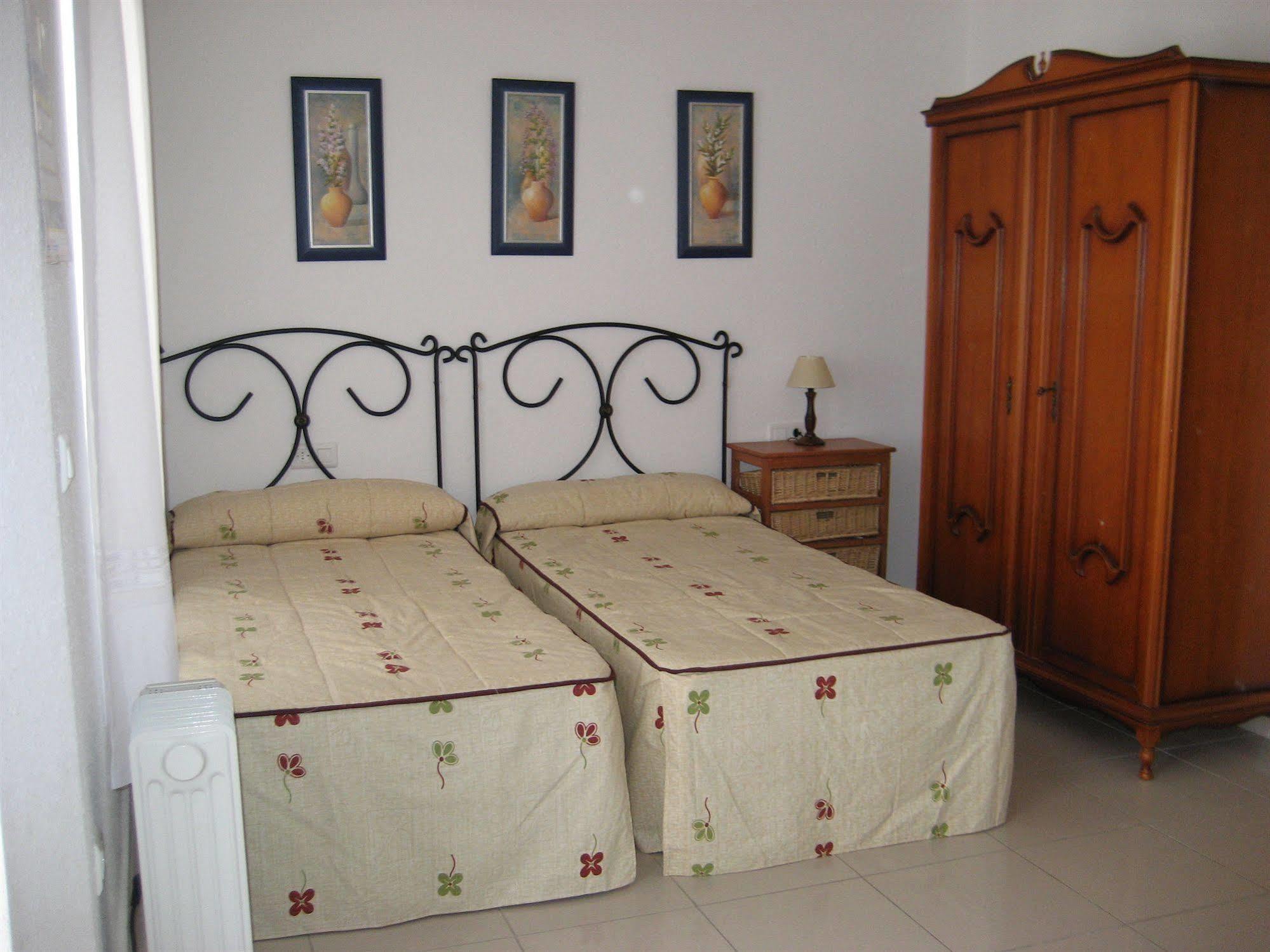 Apartamentos Intercentro Torrox-Costa ภายนอก รูปภาพ