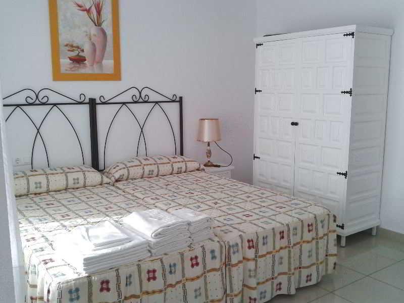 Apartamentos Intercentro Torrox-Costa ภายนอก รูปภาพ